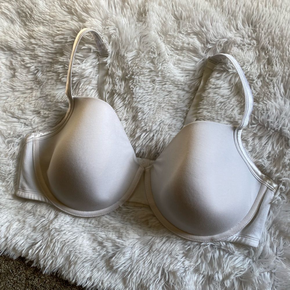 ‎Cacique White Underwire Bra Size 46DD